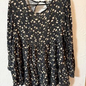 American Eagle babydoll open back top